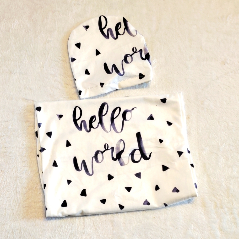 Hello world swaddler set